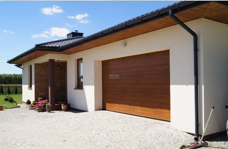 Automatyczna brama garażowa - dla każdego duży komfort