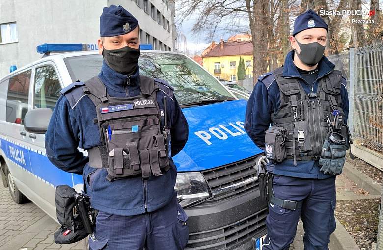 Policjanci uratowali życie desperata