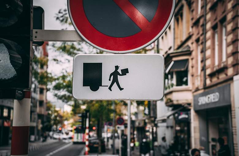 Na czym polega śledzenie przesyłki i dlaczego warto korzystać z tej usługi?