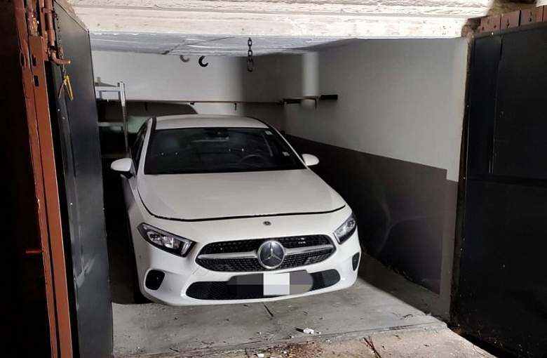 Policjanci odzyskali skradzionego mercedesa