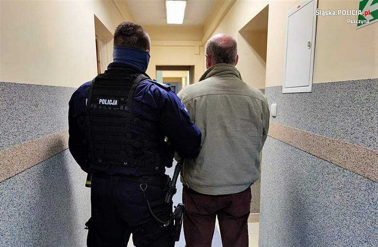 Policjanci zatrzymali poszukiwanego po pościgu