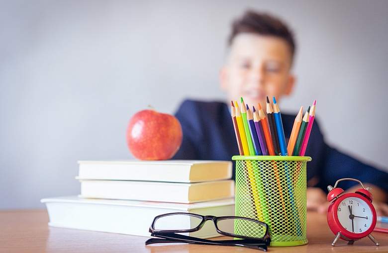 Garnitury dla nastolatków